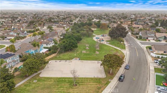 17612 Wrightwood Lane, Huntington Beach, CA 92649