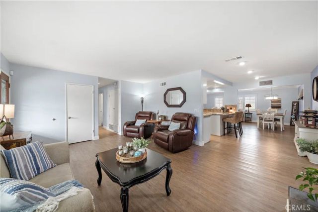 17612 Wrightwood Lane, Huntington Beach, CA 92649