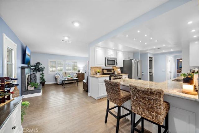 17612 Wrightwood Lane, Huntington Beach, CA 92649