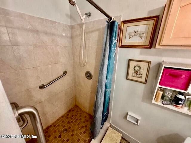 36 VELVET Drive, Jacksonville, FL 32220