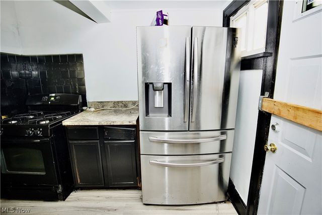 9501 Yale Avenue, Cleveland, OH 44108
