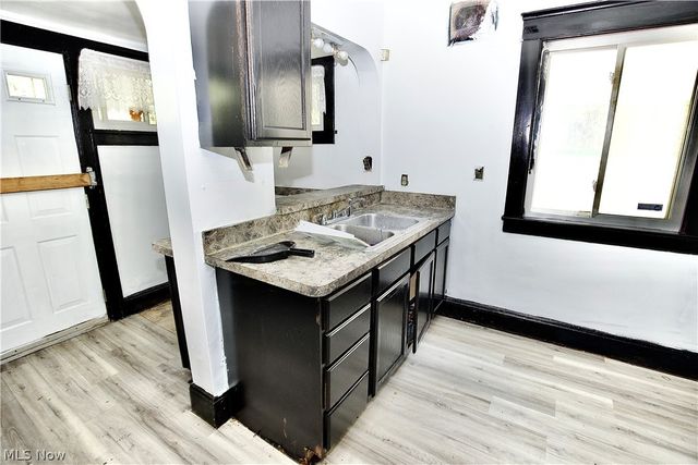 9501 Yale Avenue, Cleveland, OH 44108
