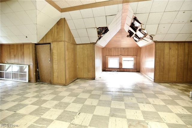 9501 Yale Avenue, Cleveland, OH 44108