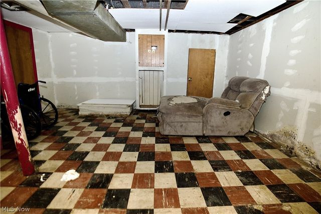9501 Yale Avenue, Cleveland, OH 44108