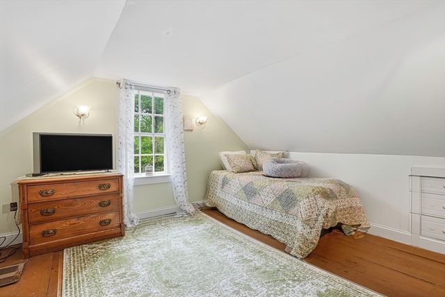 238 South St, Douglas, MA 01516