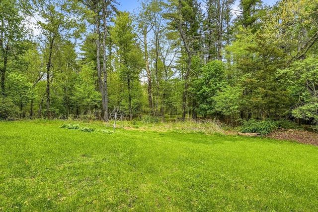 238 South St, Douglas, MA 01516