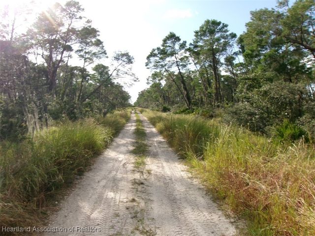 485 Wayside Avenue, Sebring, FL 33872
