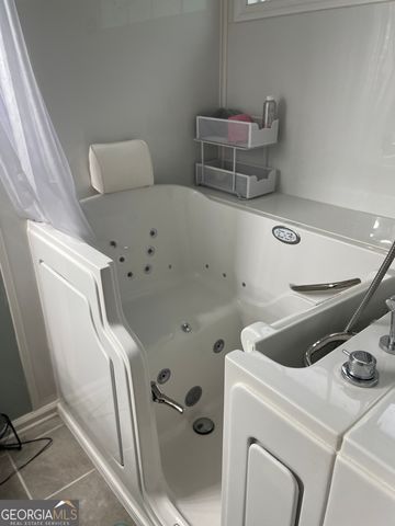 1508 Liberty Expressway SE, Albany, GA 31705