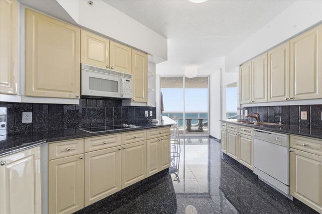 3100 N Ocean Boulevard 2208, Fort Lauderdale, FL 33308
