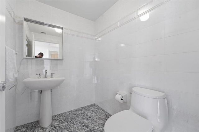 3100 N Ocean Boulevard 2208, Fort Lauderdale, FL 33308
