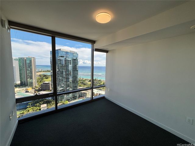 1001 Queen Street 3204, Honolulu, HI 96814