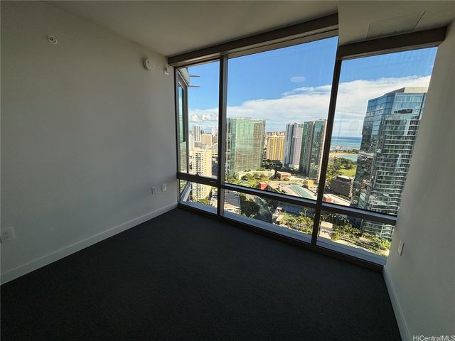 1001 Queen Street 3204, Honolulu, HI 96814