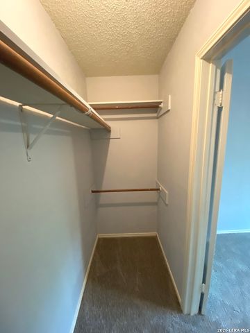 11009 Forest Crown, Live Oak, TX 78233