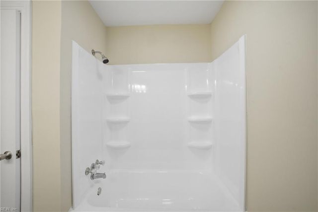 120 Stonehurst RD, Hampton, VA 23669