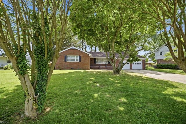 120 Stonehurst RD, Hampton, VA 23669