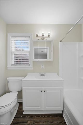 120 Stonehurst RD, Hampton, VA 23669