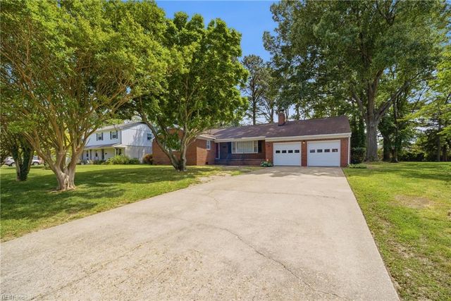 120 Stonehurst RD, Hampton, VA 23669