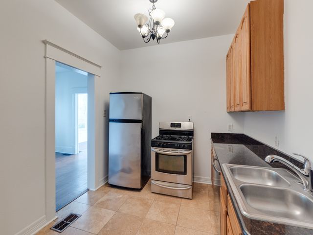 738 Woodlawn Avenue 446, Dallas, TX 75208