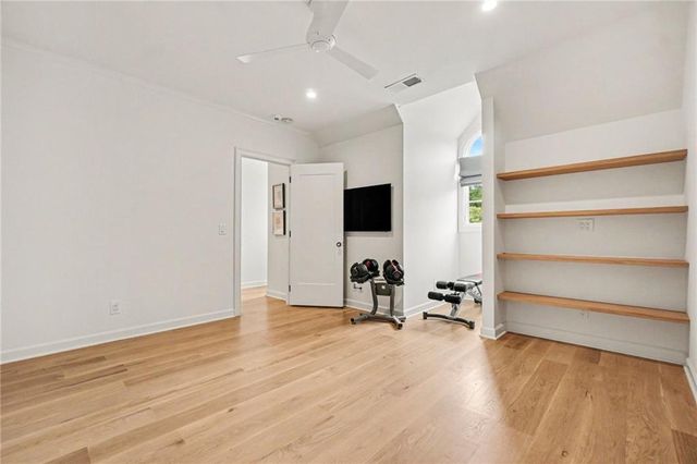 1167 Brookgate Way NE, Atlanta, GA 30319