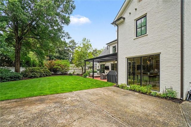 1167 Brookgate Way NE, Atlanta, GA 30319