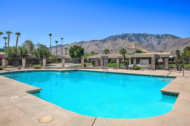 2981 Sunflower Circle W, Palm Springs, CA 92262