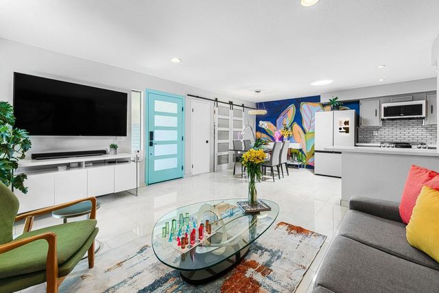 2981 Sunflower Circle W, Palm Springs, CA 92262