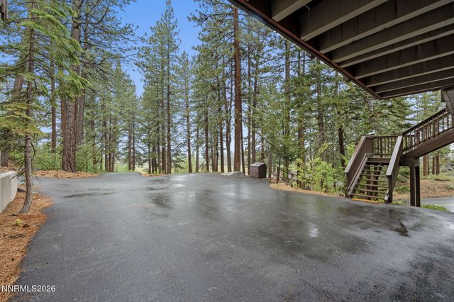 26 Cascade Court, Stateline, NV 89449