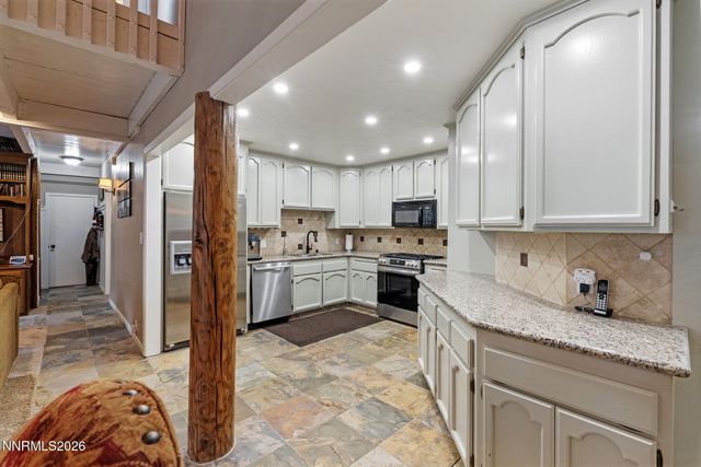 26 Cascade Court, Stateline, NV 89449