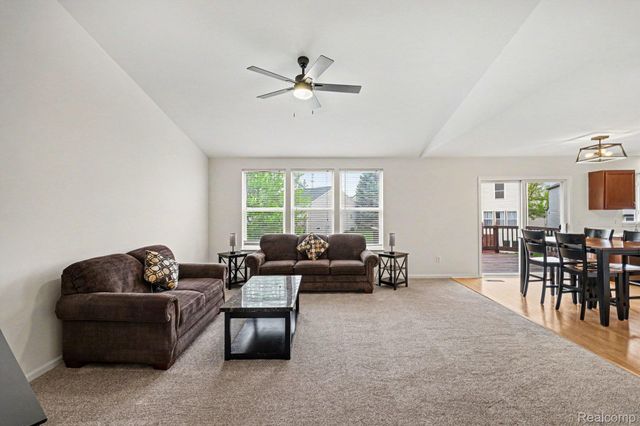 10068 Scenic Ridge Boulevard, Grand Blanc Charter Township, MI 48442