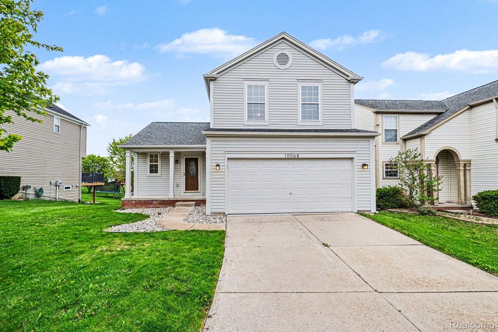 10068 Scenic Ridge Boulevard, Grand Blanc Charter Township, MI 48442