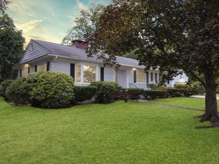 3 Errico Lane, Methuen, MA 01844