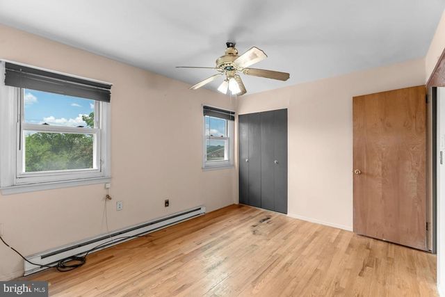 401 COLONIAL CLUB DR, Harrisburg, PA 17112