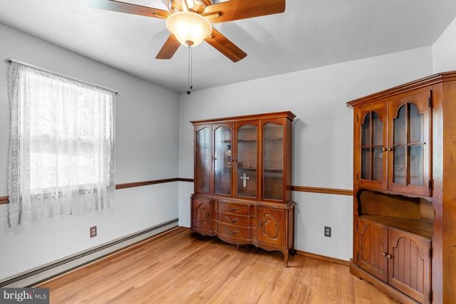 401 COLONIAL CLUB DR, Harrisburg, PA 17112