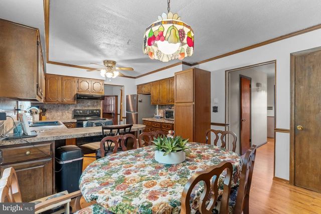 401 COLONIAL CLUB DR, Harrisburg, PA 17112