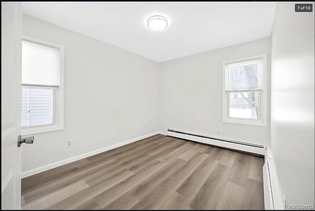 25184 Wiseman Street, Roseville, MI 48066