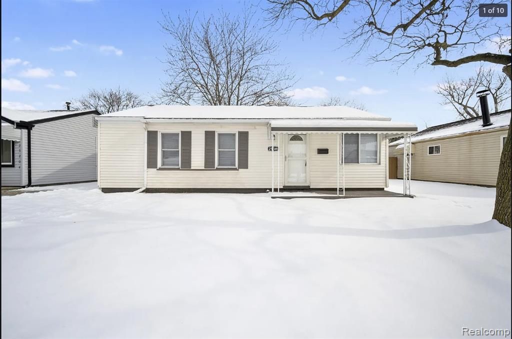 25184 Wiseman Street, Roseville, MI 48066