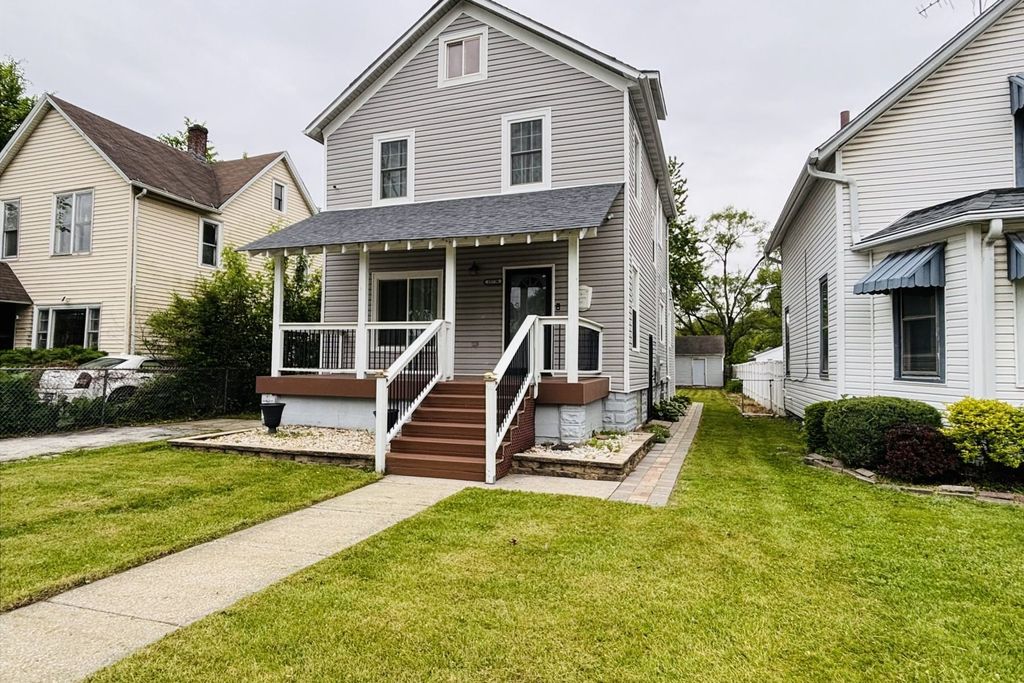 15736 Turlington Avenue, Harvey, IL 60426