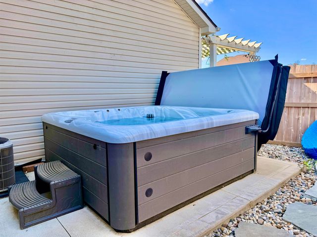 4748 Pinestone Drive, New Haven, IN 46774