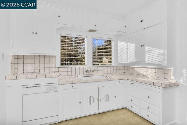 223 W 10Th St, Antioch, CA 94509