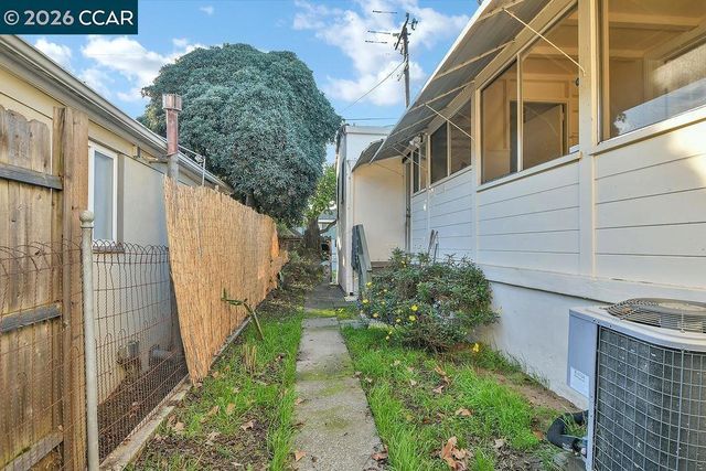 223 W 10Th St, Antioch, CA 94509