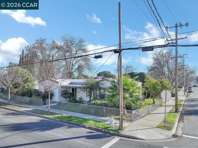 223 W 10Th St, Antioch, CA 94509