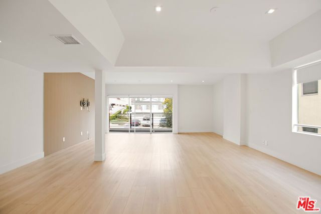 10630 Wilkins Avenue 102, West Los Angeles (los Angeles), CA 90024
