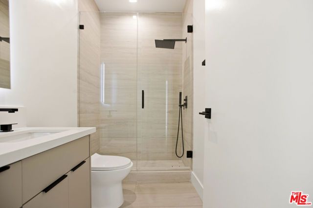 10630 Wilkins Avenue 102, West Los Angeles (los Angeles), CA 90024