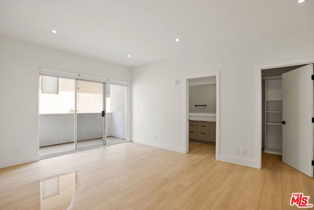10630 Wilkins Avenue 102, West Los Angeles (los Angeles), CA 90024