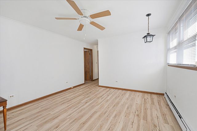 224 28th Avenue, Bellwood, IL 60104