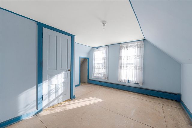 224 28th Avenue, Bellwood, IL 60104