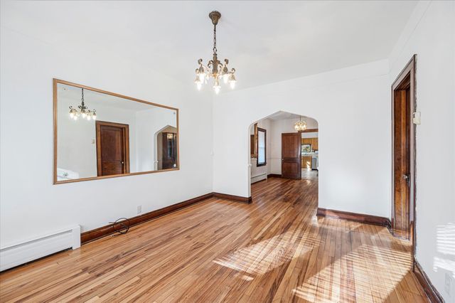 224 28th Avenue, Bellwood, IL 60104