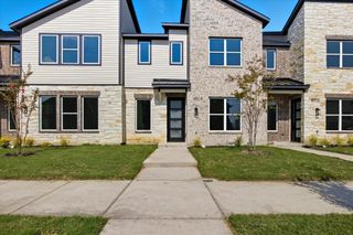 8914 Lowell Street, Rowlett, TX 75089