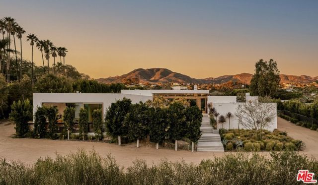 28837 Selfridge Drive, Malibu, CA 90265