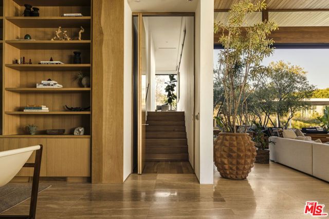 28837 Selfridge Drive, Malibu, CA 90265